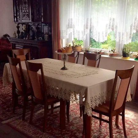 B.c. 8 Goscinne Przy Zamkowej Rum i privatbostad Malbork