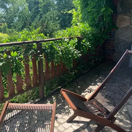 B.c. 8 Goscinne Przy Zamkowej