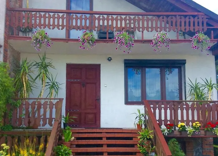 Pansiyon B.c. 8 Goscinne Przy Zamkowej