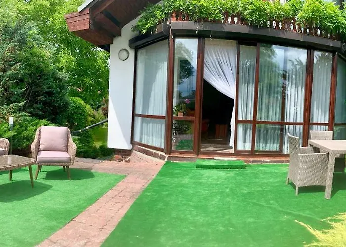 B.c. 8 Goscinne Przy Zamkowej Pansiyon