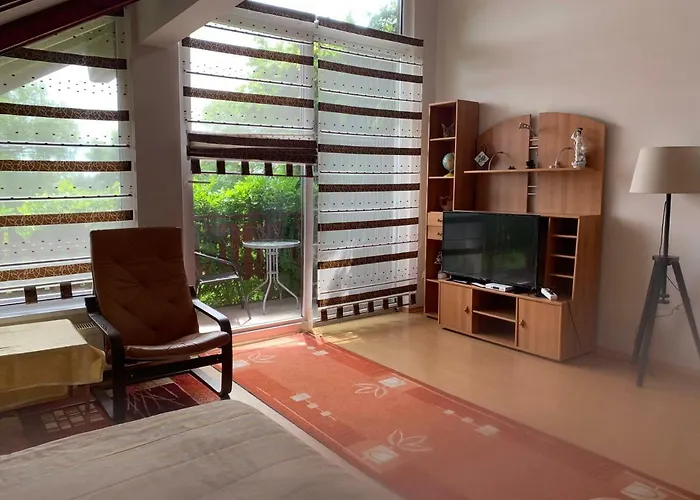 民宿 B.c. 8 Goscinne Przy Zamkowej 马尔堡